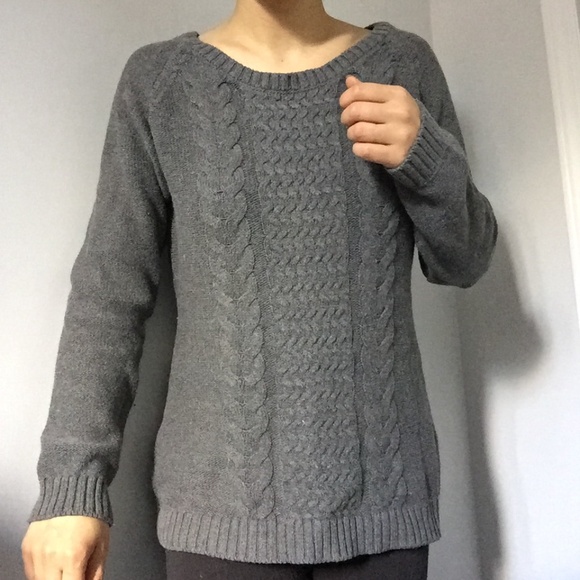 Alfred Sung Hourglass Fit Cable Knit Sweater - Picture 5 of 6